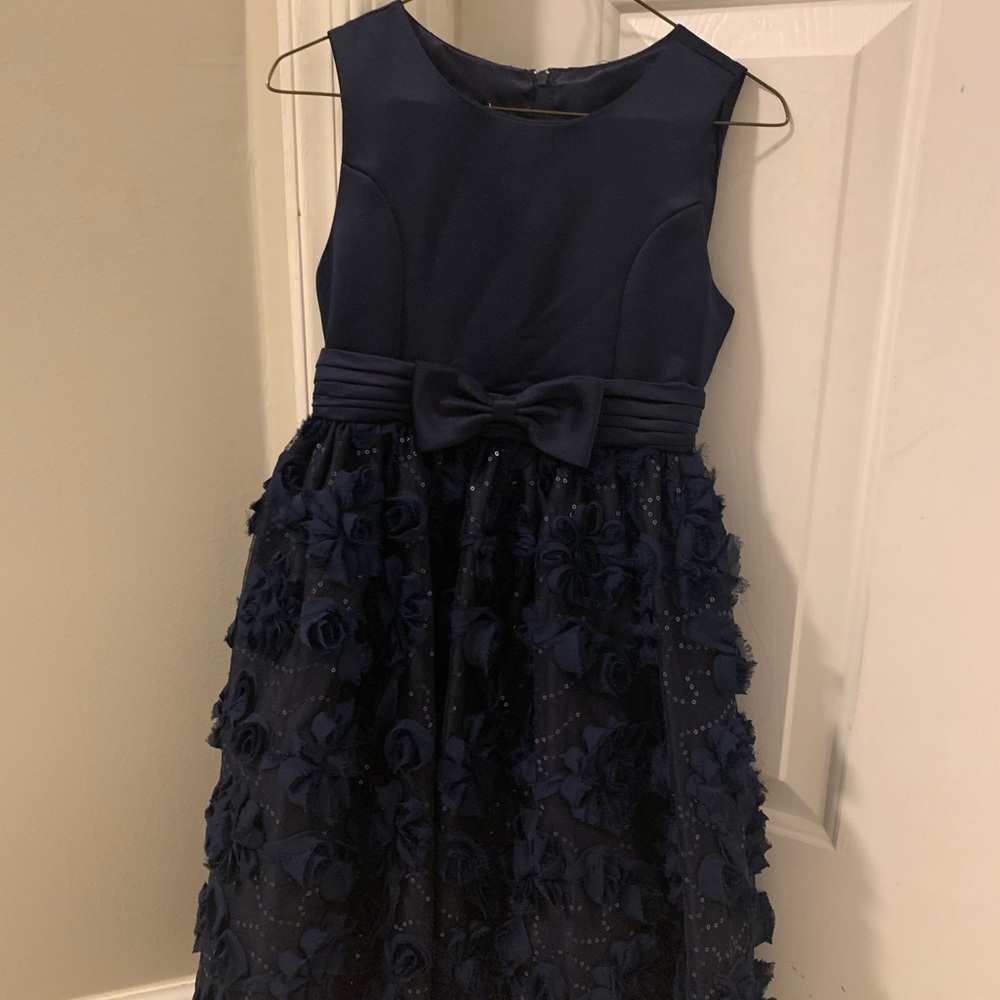 Navy blue sleeveless dress